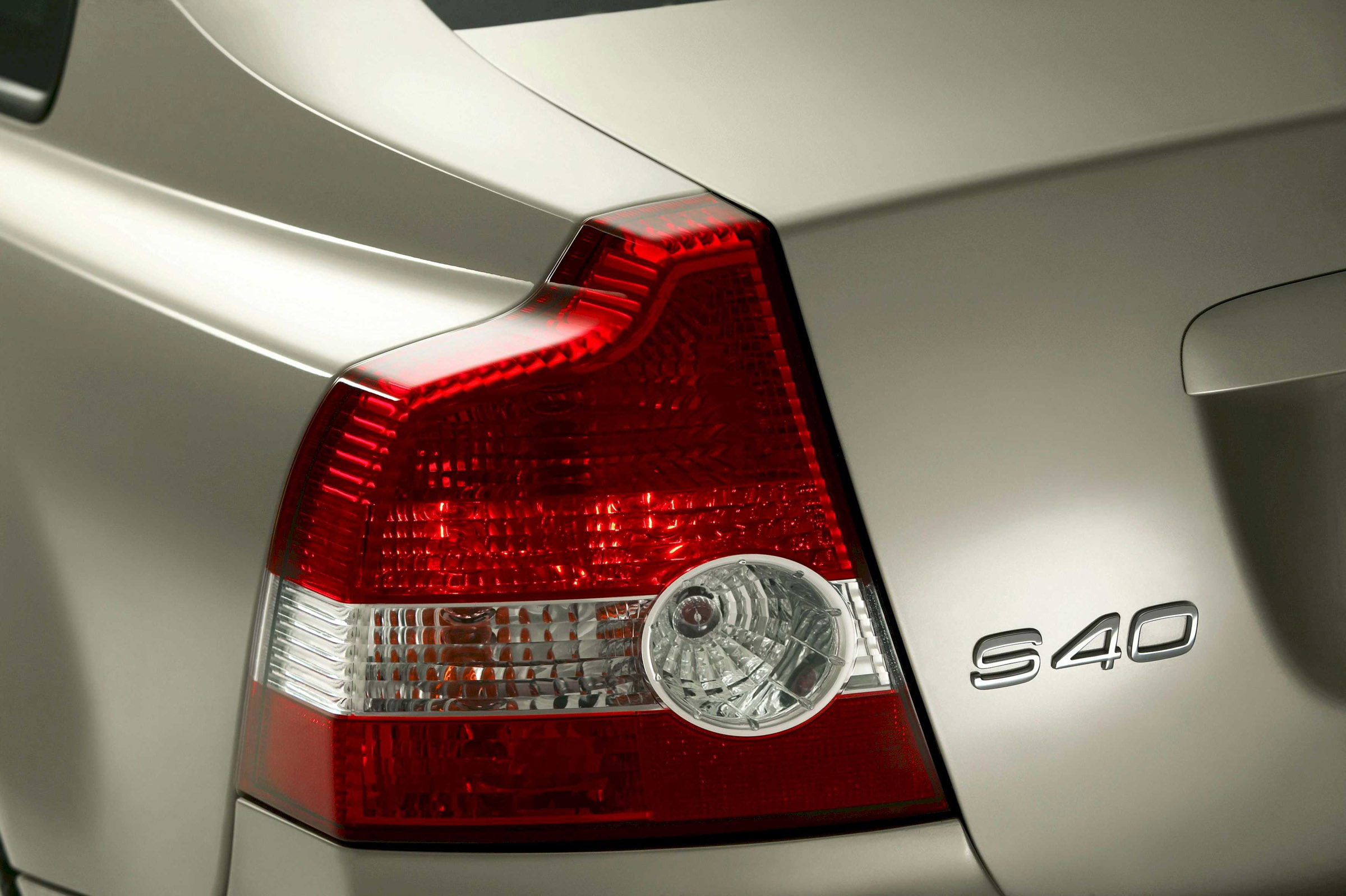 Volvo S40 2004