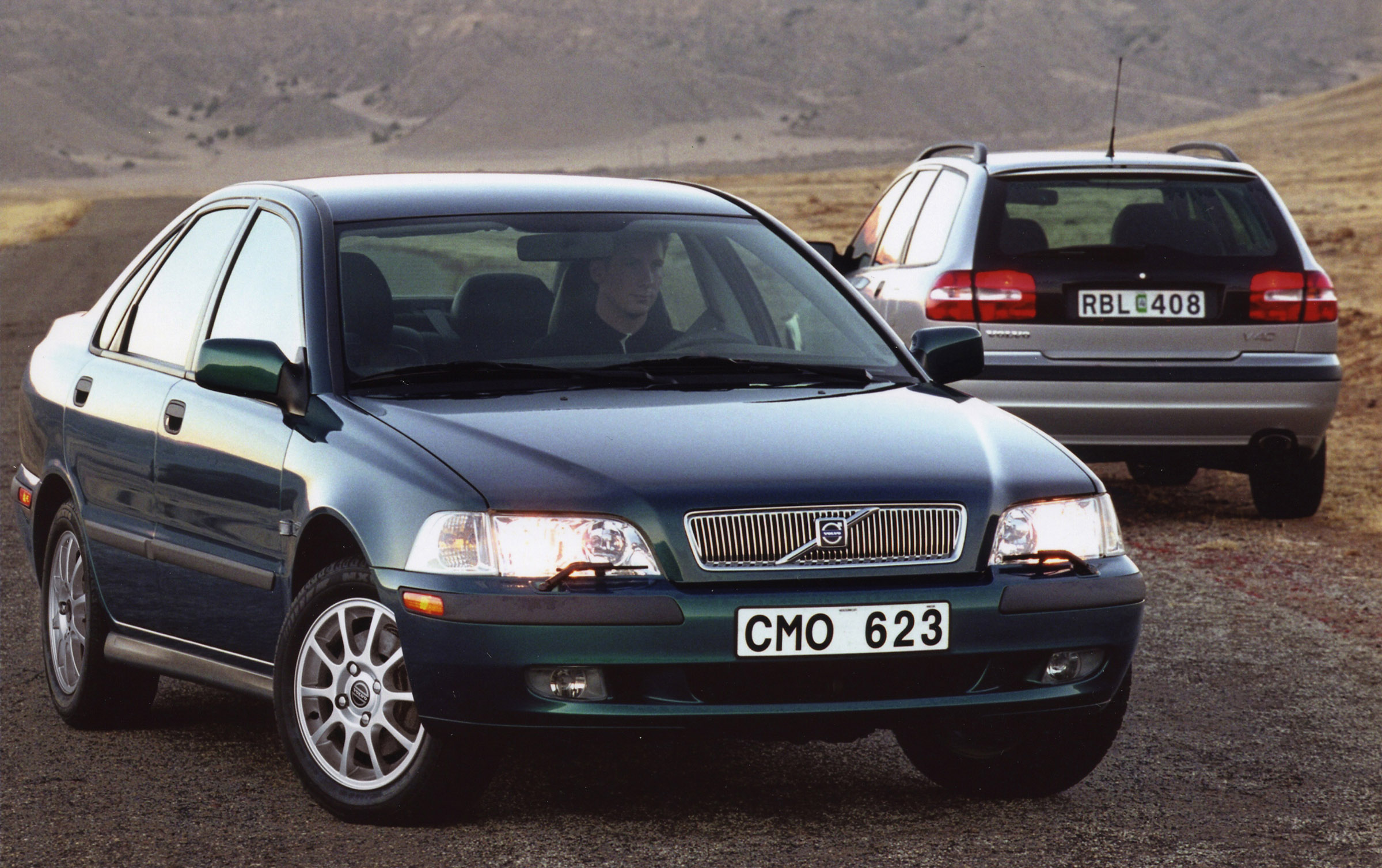 Volvo S40 and V40 2000