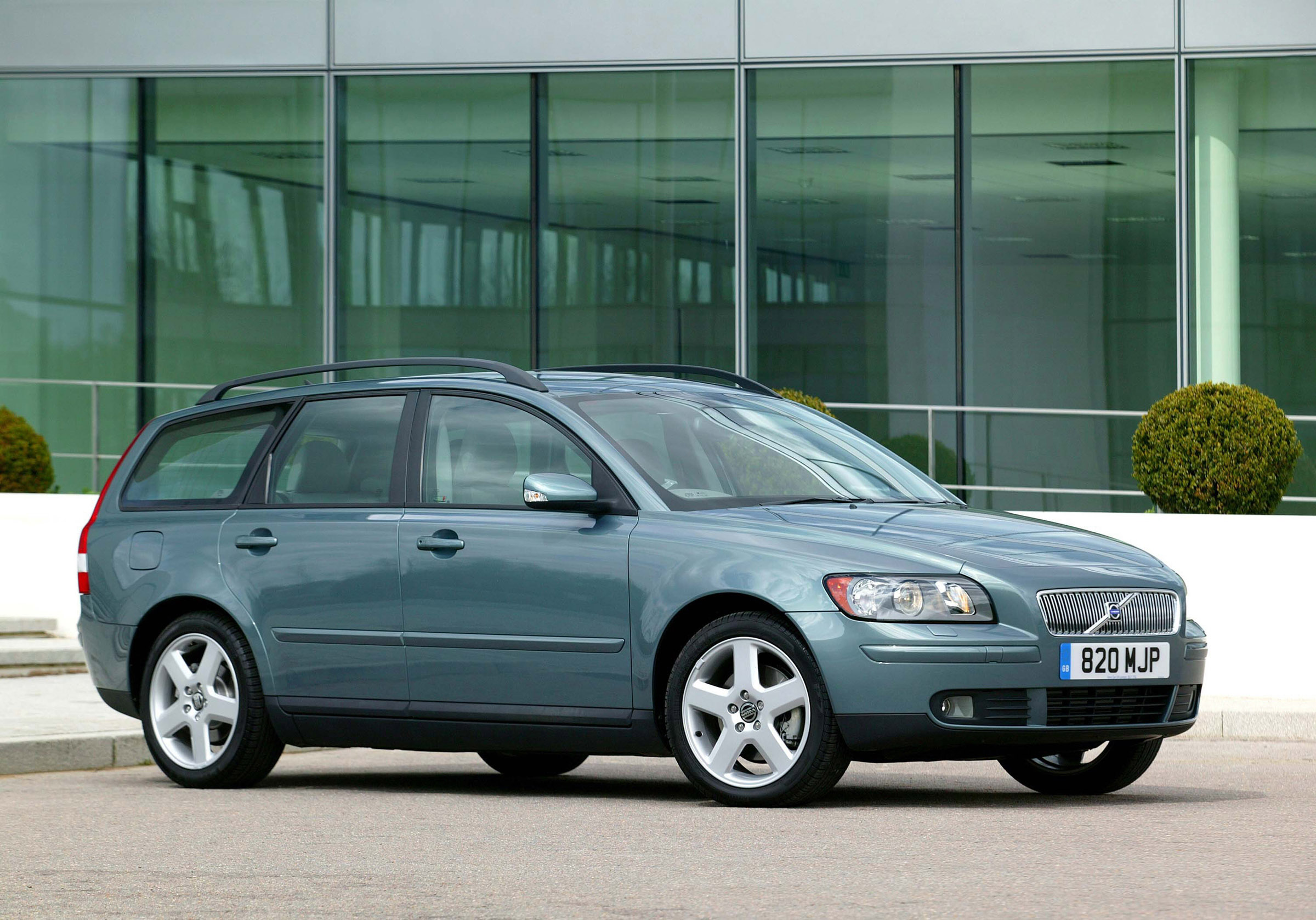 Volvo V50 2004