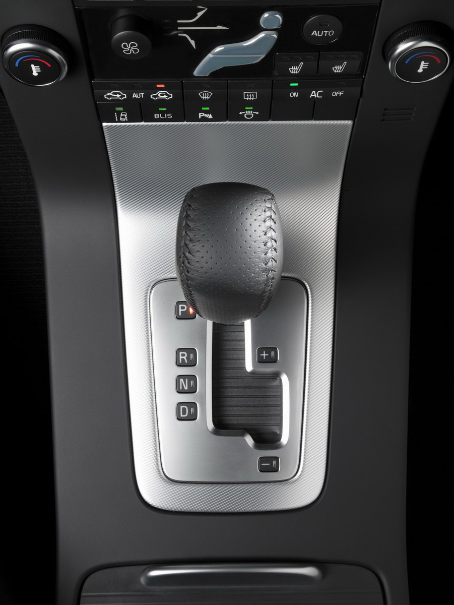 Volvo V70 R-DESIGN