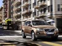Volvo XC60 (2009) - picture 3 of 29