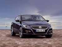 Volkswagen Passat CC (2009) - picture 4 of 8