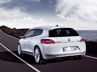 Volkswagen Scirocco (2008) - picture 3 of 6