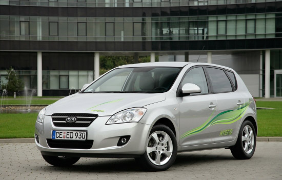 Kia cee'd Hybrid Kia cee'd Hybrid