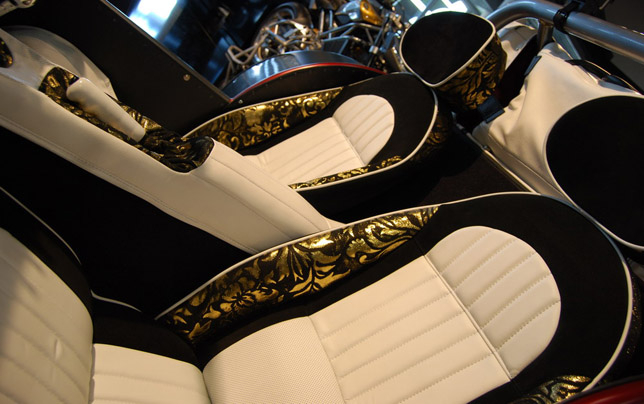 Aznom Caterham Superlight interior