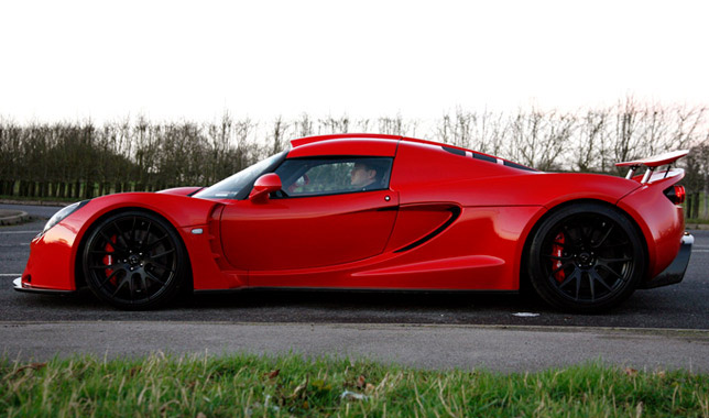 2011 HPE Venom GT Red