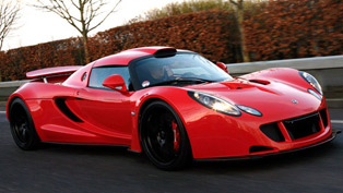 hennessey venom red
