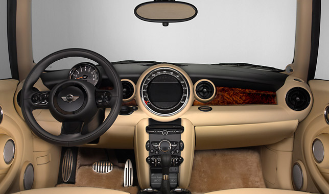 MINI INSPIRED BY GOODWOOD interior