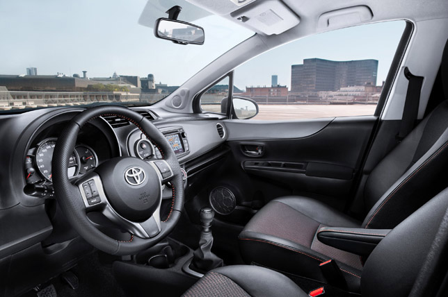 2012 Toyota Yaris 2012 Toyota Yaris Interior
