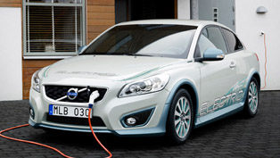 2012 volvo c30 with series-connected range extender