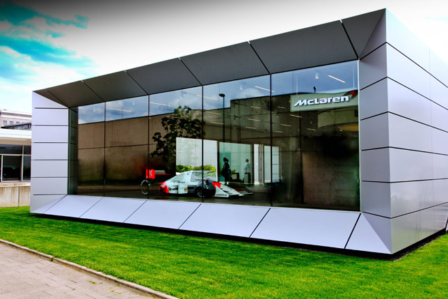 McLaren's First Showroom in Germany McLaren's First Showroom in Germany Outside