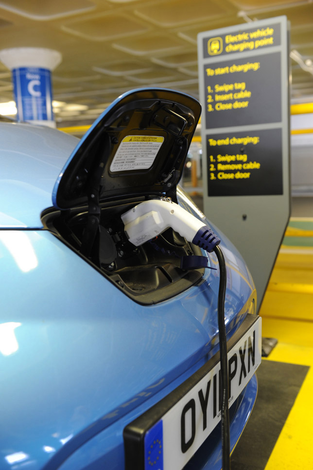 Twin charging points in Lincoln Twin charging points in Lincoln Plug