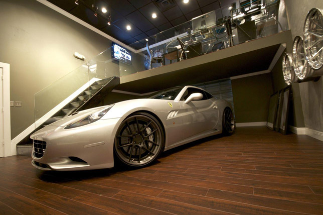 DMC Ferrari California 3S Silver Carbon Fiber DMC Ferrari California 3S Silver Carbon Fiber