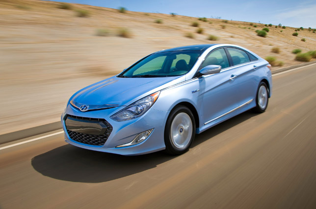 2011 Hyundai Sonata Hybrid 2011 Hyundai Sonata Hybrid - Front Angle
