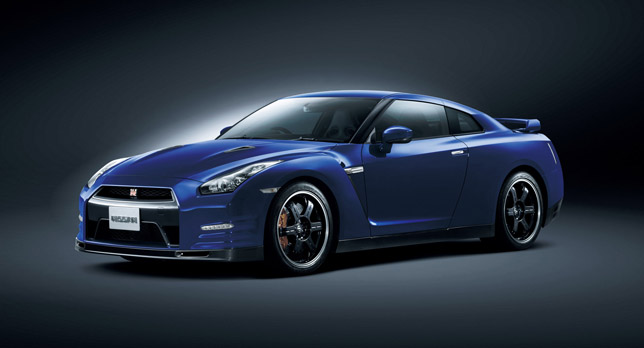 Nissan GT-R Pure edition (2012 ) Nissan GT-R Pure edition (2012 )
