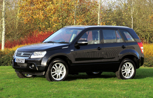 Suzuki Grand Vitara SZ-T (2012) Suzuki Grand Vitara SZ-T (2012)