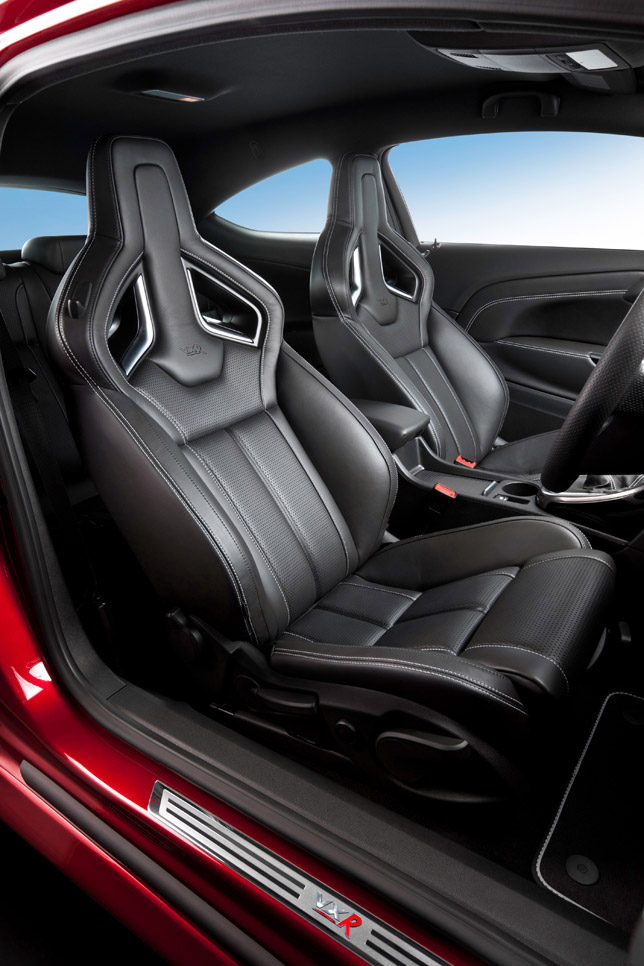 Vauxhall 18-way adjustable ultimate hot seats Vauxhall 18-way adjustable ultimate hot seats