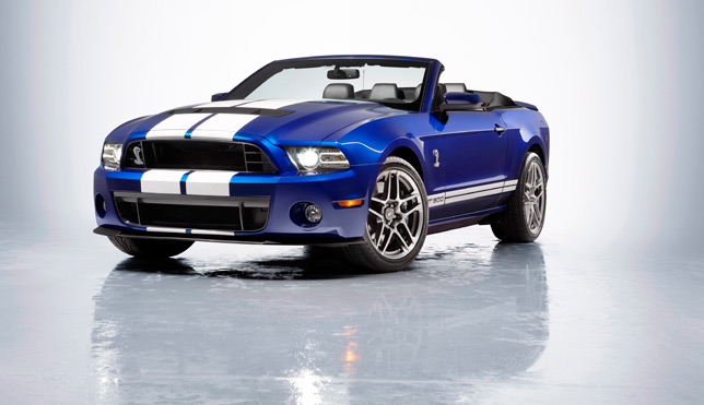 Ford SVT Shelby GT500 Convertible (2013) Ford SVT Shelby GT500 (2013)