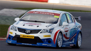 2012 toyota btcc race cars