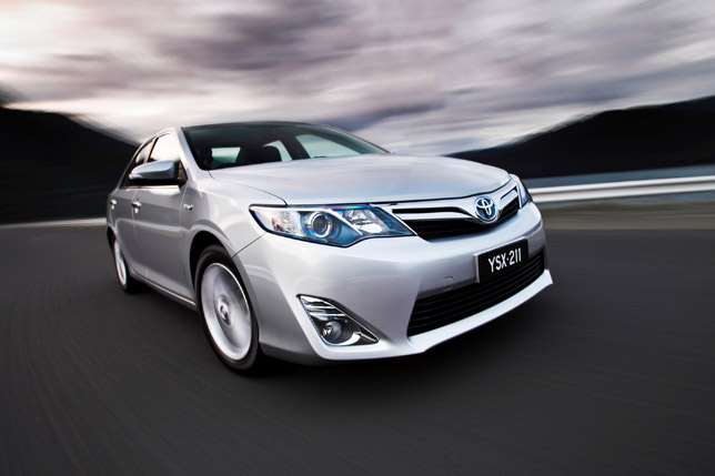 2012 Toyota Camry Hybrid Trifecta 