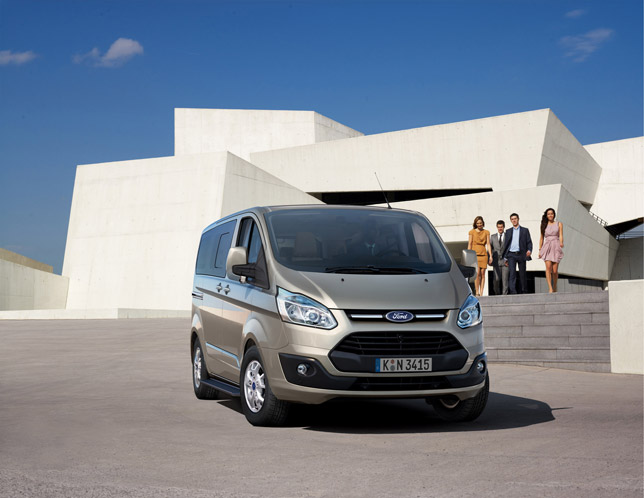 2013 Ford Tourneo Custom 2013 Ford Tourneo Custom