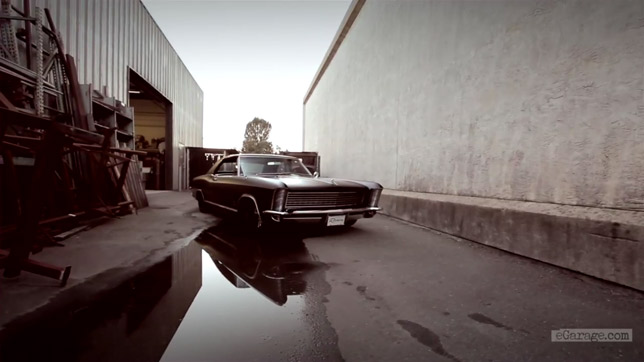 Buick Riviera (1965) Buick Riviera (1965) - Front Angle