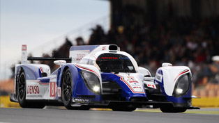 toyota ts030 hybrid at the le mans  