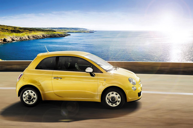 Fiat 500 in Countrypolitan Yellow Fiat 500 in Countrypolitan Yellow