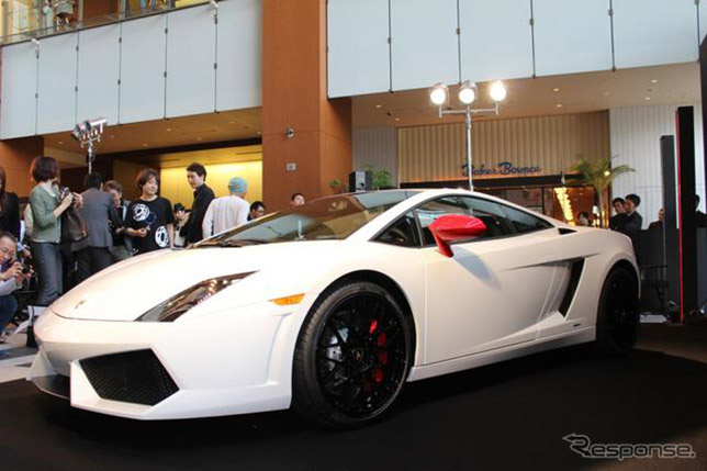Lamorghini Gallardo LP560-4 Bianco Rosso Lamorghini Gallardo LP560-4 Bianco Rosso