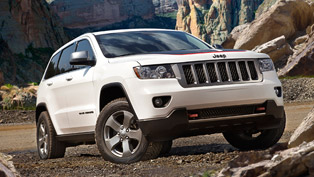 2013 jeep grand cherokee trailhawk and 2013 jeep wrangler moab