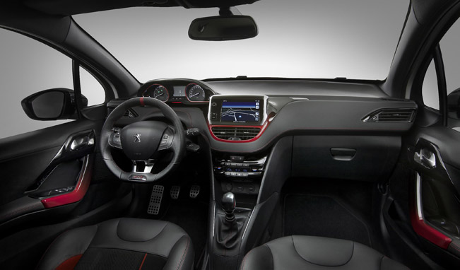 2014-Peugeot-208-GTi-651-2 2014-Peugeot-208-GTi-651-2