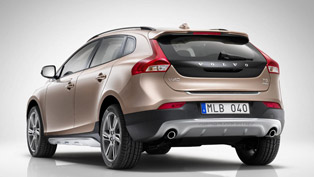 2013 volvo v40 r-design and cross country - pricing £22,295 and £22,595