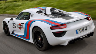 porsche 918 spyder: nurburgring test [video]