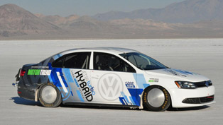 volkswagen jetta hybrid - speed record at bonneville