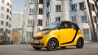 smart fortwo cityflame edition adds more colour to the urban life