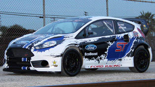 ford fiesta st race car - detroit rallycross 