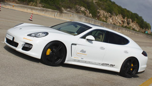 gemballa gtp 700 being really quick on the nardo ring