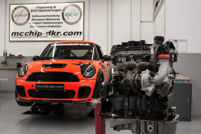 Mcchip-DKR-Mini-John-Cooper-Works-TFSI-DSG 02 Mcchip-DKR-Mini-John-Cooper-Works-TFSI-DSG 02