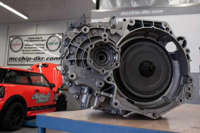 Mcchip-DKR-Mini-John-Cooper-Works-TFSI-DSG 04 Mcchip-DKR-Mini-John-Cooper-Works-TFSI-DSG 04