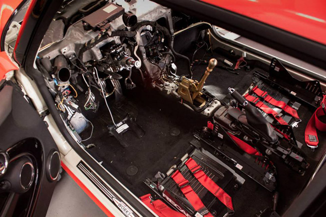 Mcchip-DKR-Mini-John-Cooper-Works-TFSI-DSG 07 Mcchip-DKR-Mini-John-Cooper-Works-TFSI-DSG 07