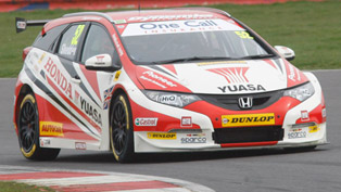 2014 honda civic tourer btcc