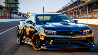 chevrolet camaro z/28 indy 500 pace car to be driven by dario franchitti