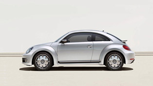 2014 volkswagen beetle gets new premium package