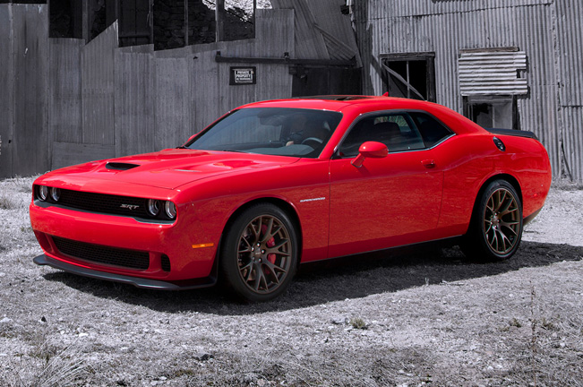 2015-Dodge-Challenger-SRT_651 2015-Dodge-Challenger-SRT_651