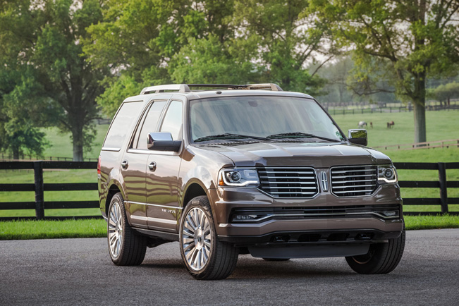 2015-Lincoln-Navigator-651