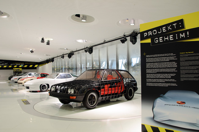 Porsche-Museum-Exhibition-651-(2)