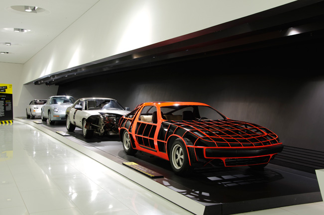 Porsche-Museum-Exhibition-651-(3)