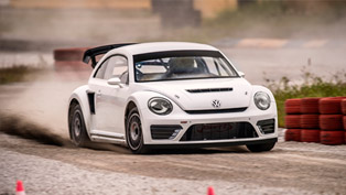 volkswagen grc beetle debuts at global rallycross series