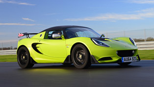 lotus transforms elise s into a cup variant