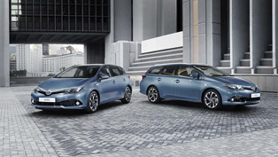 2015 toyota auris looks like a shark!
